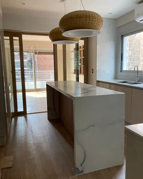 Mesada en Pura Smart Calacatta Classic, cuarzo
