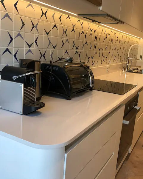 Mesada en Silestone Blanco Zeus, cuarzo